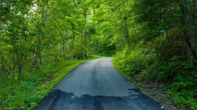 $109,900 | 8 Big Laurel Road, Creston, NC 28615