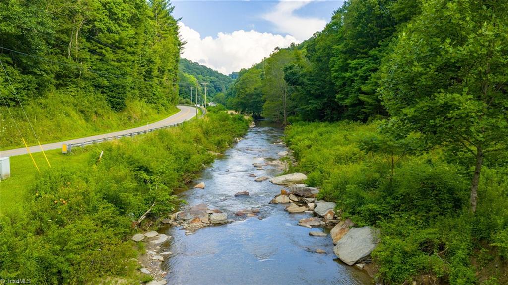 8 Big Laurel Road Creston, NC 28615 - Photo 2 of 13