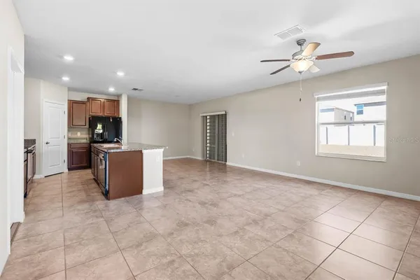 $2,100 | 17201 Beach Buttercup Place, Wimauma, FL 33598