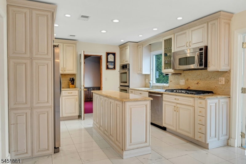 290 Powerville Road Boonton, NJ 07005 - Photo 34 of 45 Gallery Image 34