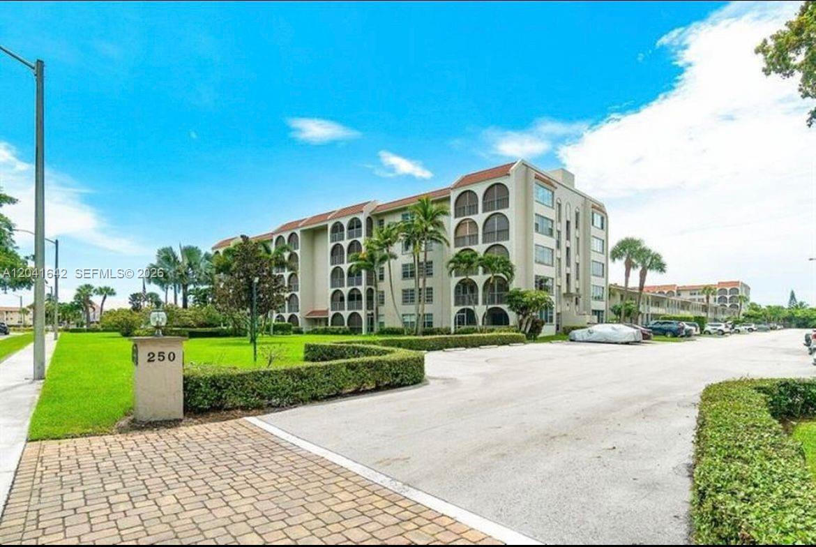 250 Northeast 20th Street, Unit 3030 Boca Raton, FL 33431 - Photo 16 of 18