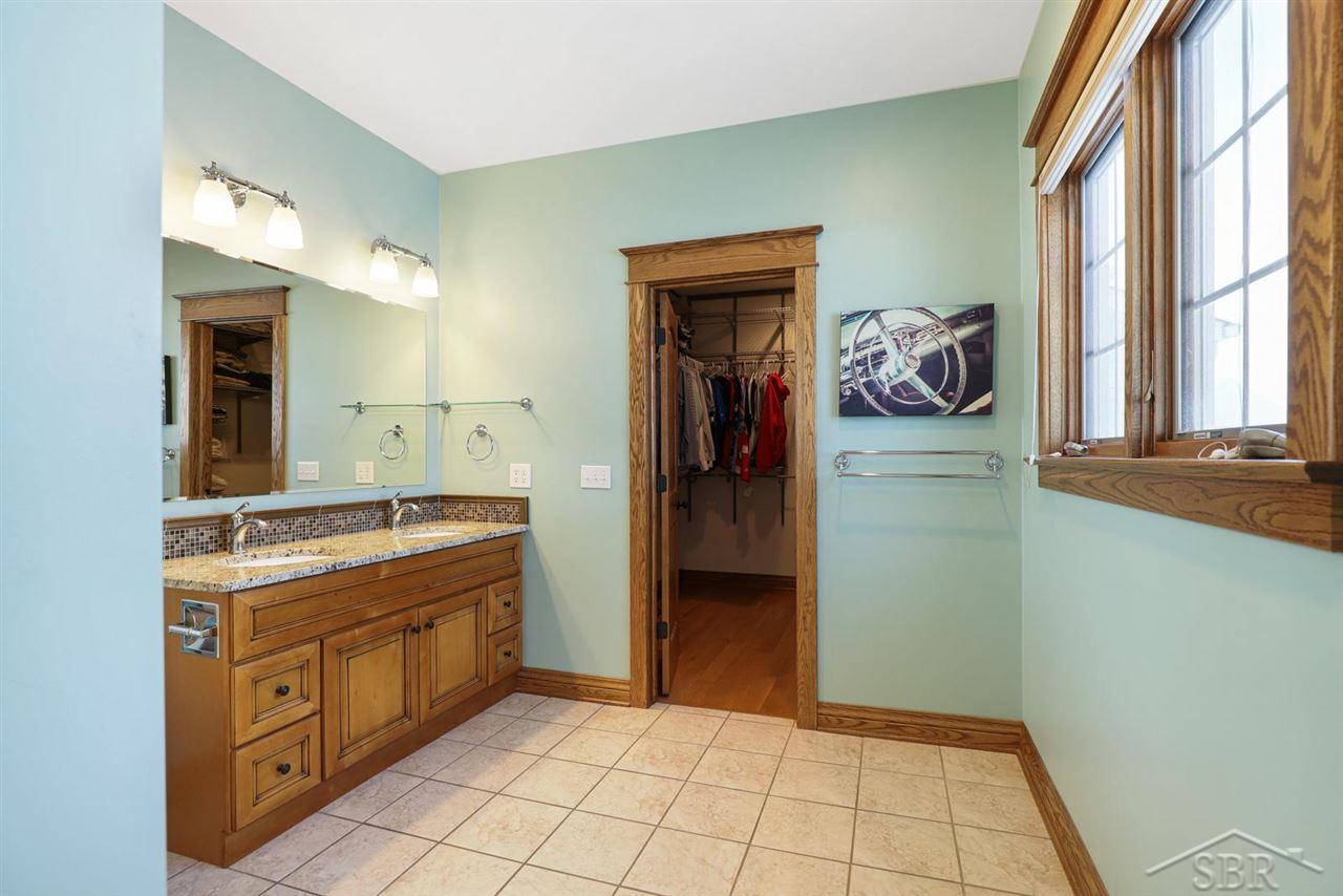 9840 Bender Road Frankenmuth, MI 48734 - Photo 31 of 95 50061989-30.JPG