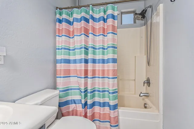 a view of a window in a room