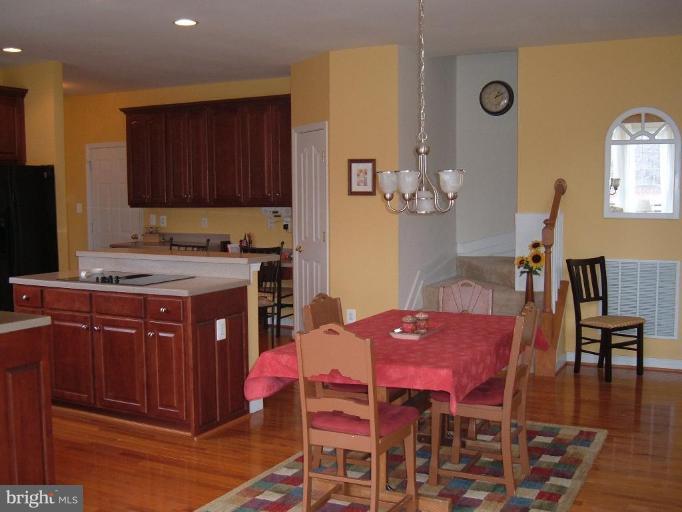 2425 Logmill Road Haymarket, VA 20169 - Photo 16 of 30 Breakfast Area