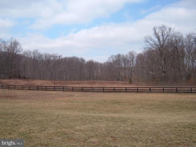 2425 Logmill Road Haymarket, VA 20169 - Photo 5 of 30 Exterior #3