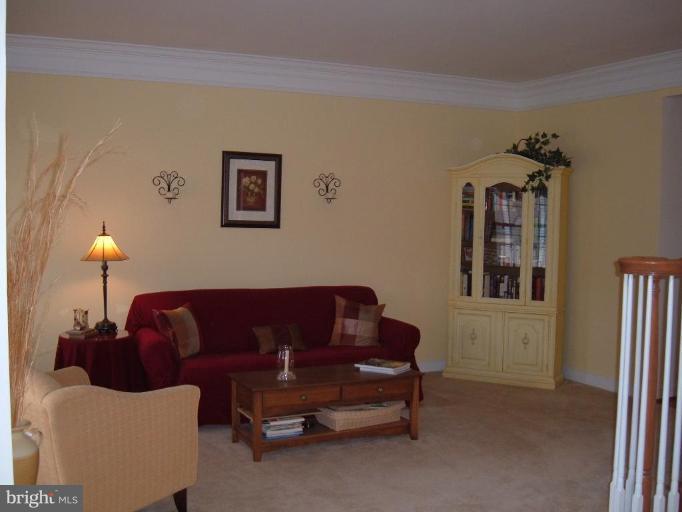 2425 Logmill Road Haymarket, VA 20169 - Photo 10 of 30 Living Room