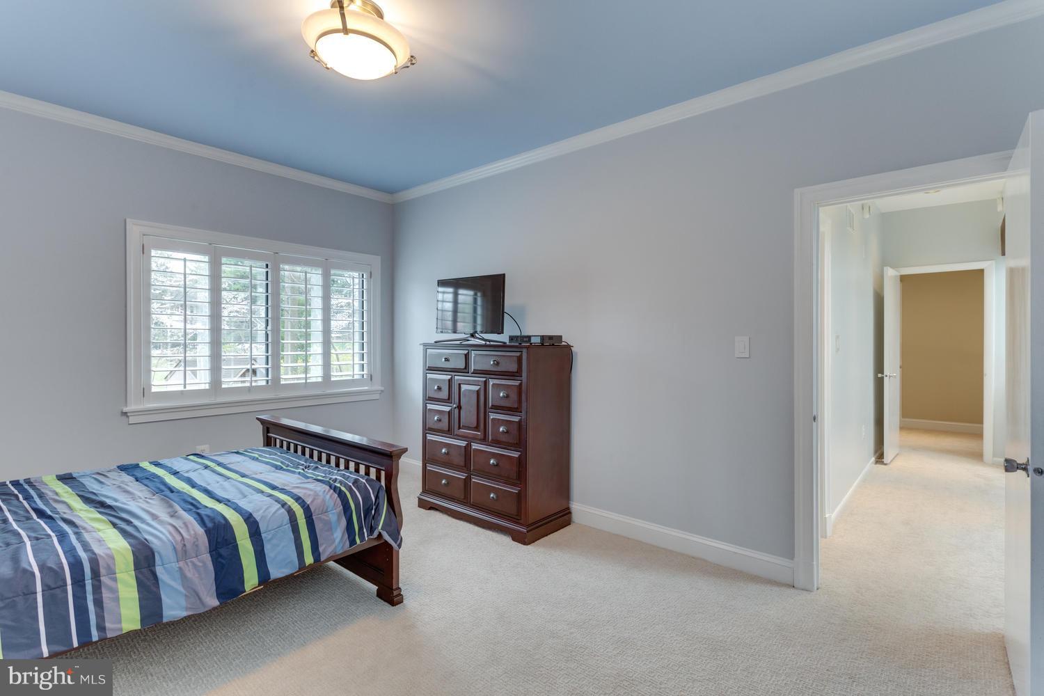 7913 Old Falls Road McLean, VA 22102 - Photo 22 of 28 Bedroom