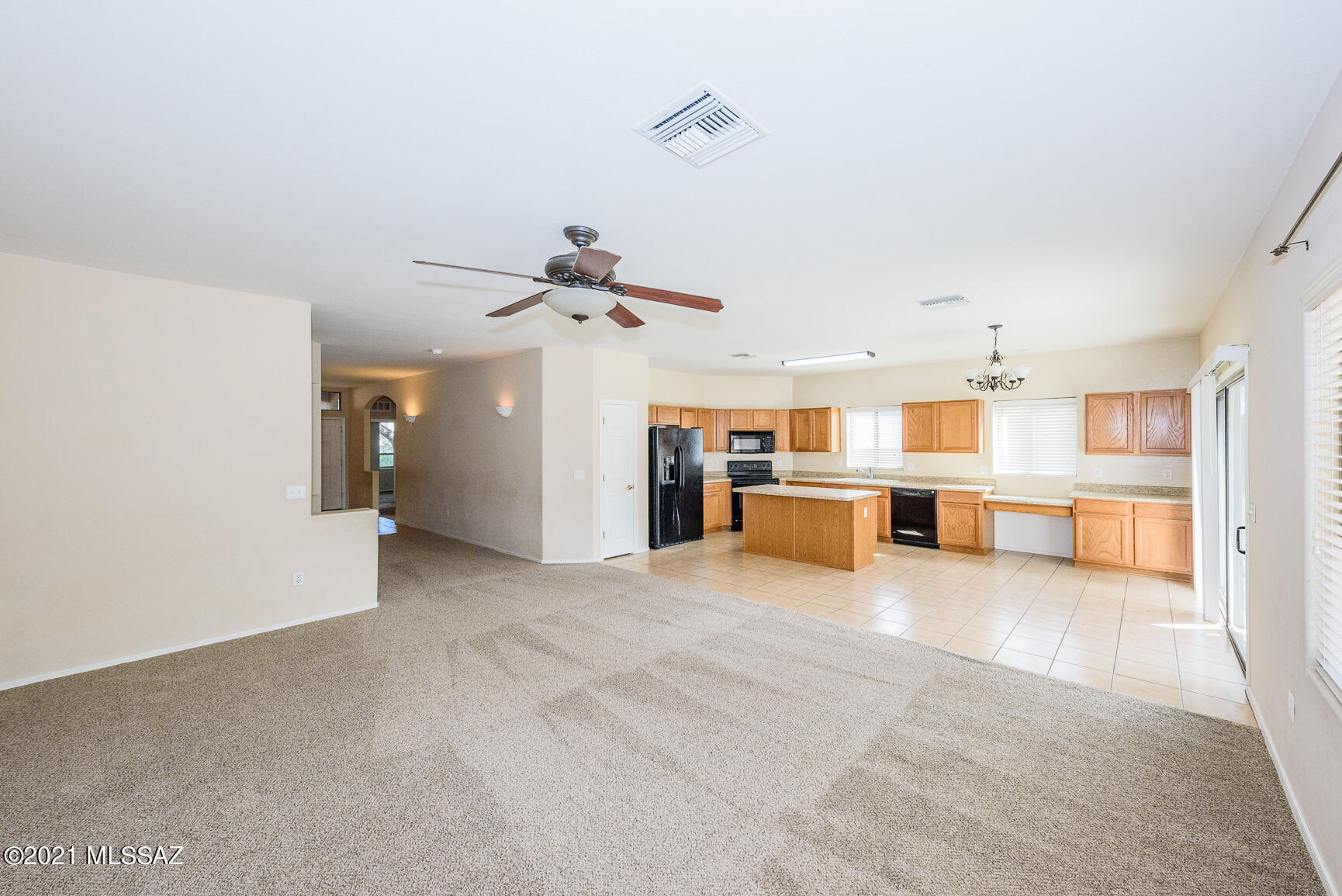 7676 East Fair Meadows Loop Tucson, AZ 85756 - Photo 7 of 27