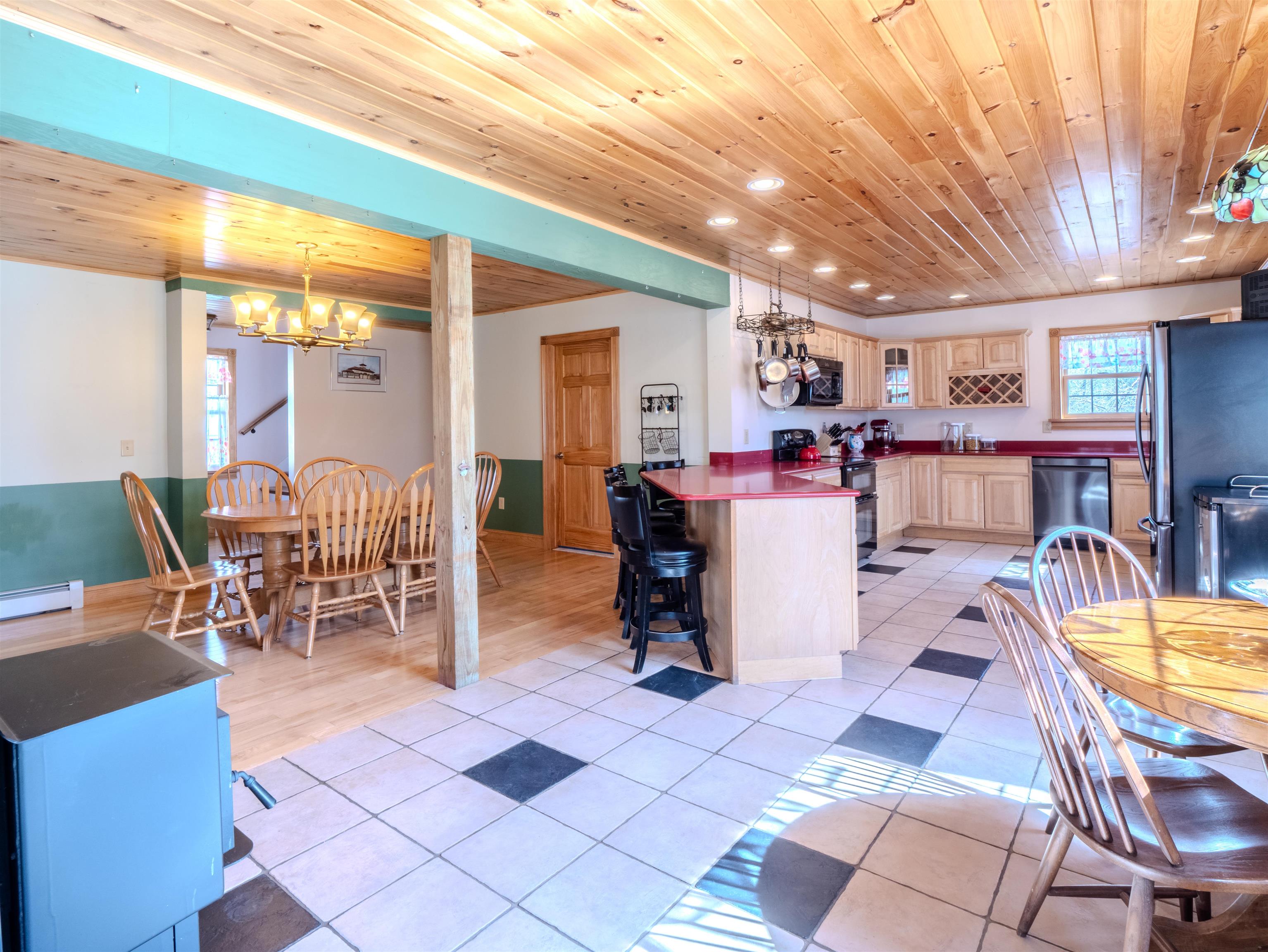 21 Lake Road Poultney, VT 05764 - Photo 8 of 45 Gallery Image 8