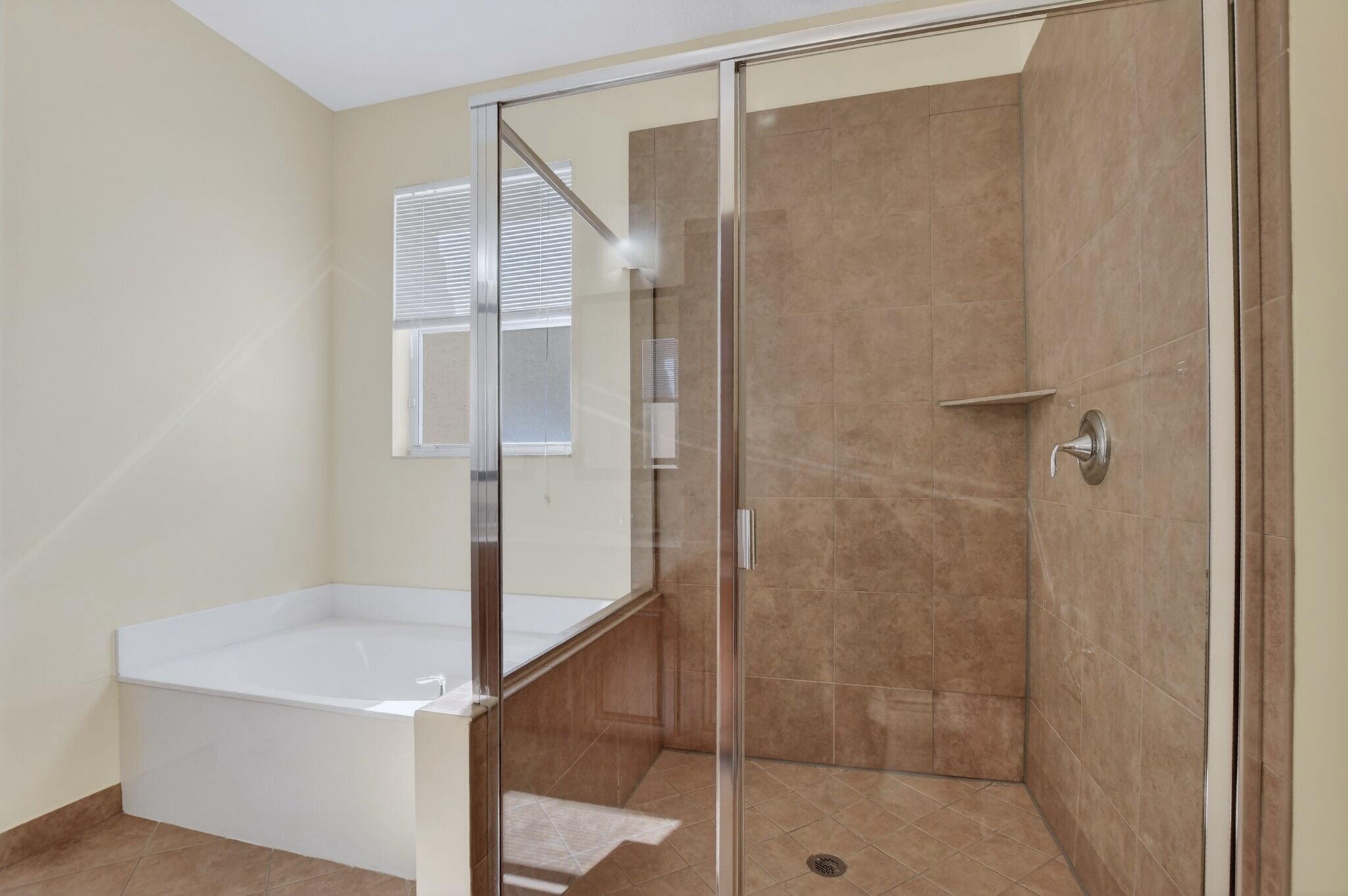 1440 Northwest 48th Drive Boca Raton, FL 33431 - Photo 22 of 51 33 1440 MaShower 7163