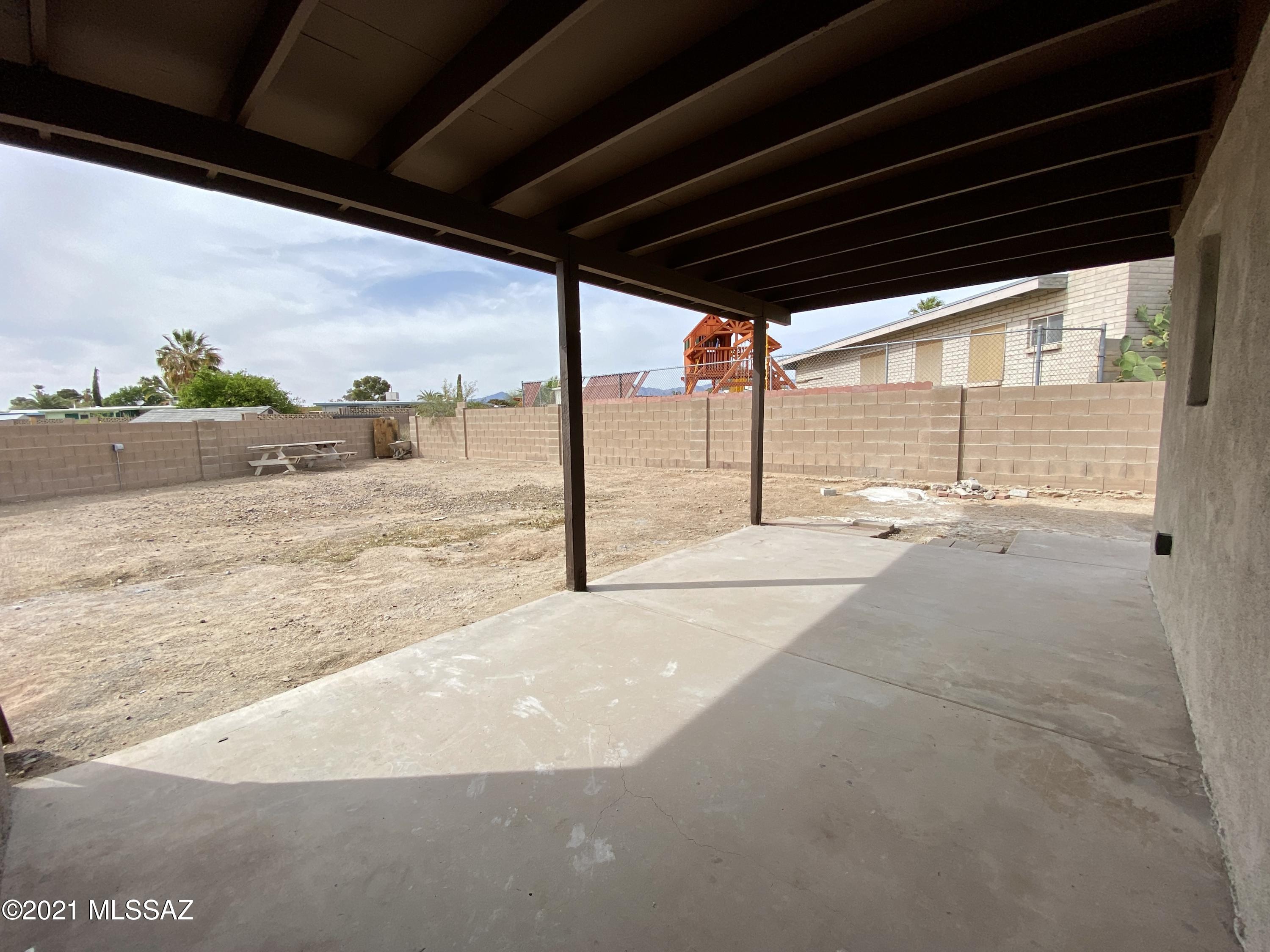 9341 East Stella Road Tucson, AZ 85730 - Photo 33 of 36 Gallery Image 33
