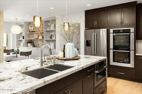 $1,075,000 | 241 East Forest Hills Drive, Phoenix, AZ 85022