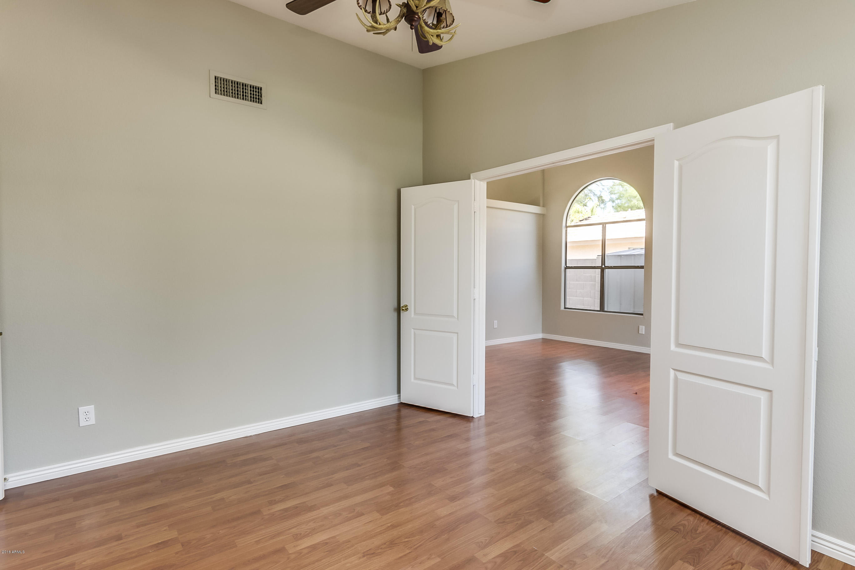 2352 East Smoke Tree Road Gilbert, AZ 85296 - Photo 19 of 37 SmokeTree - 024