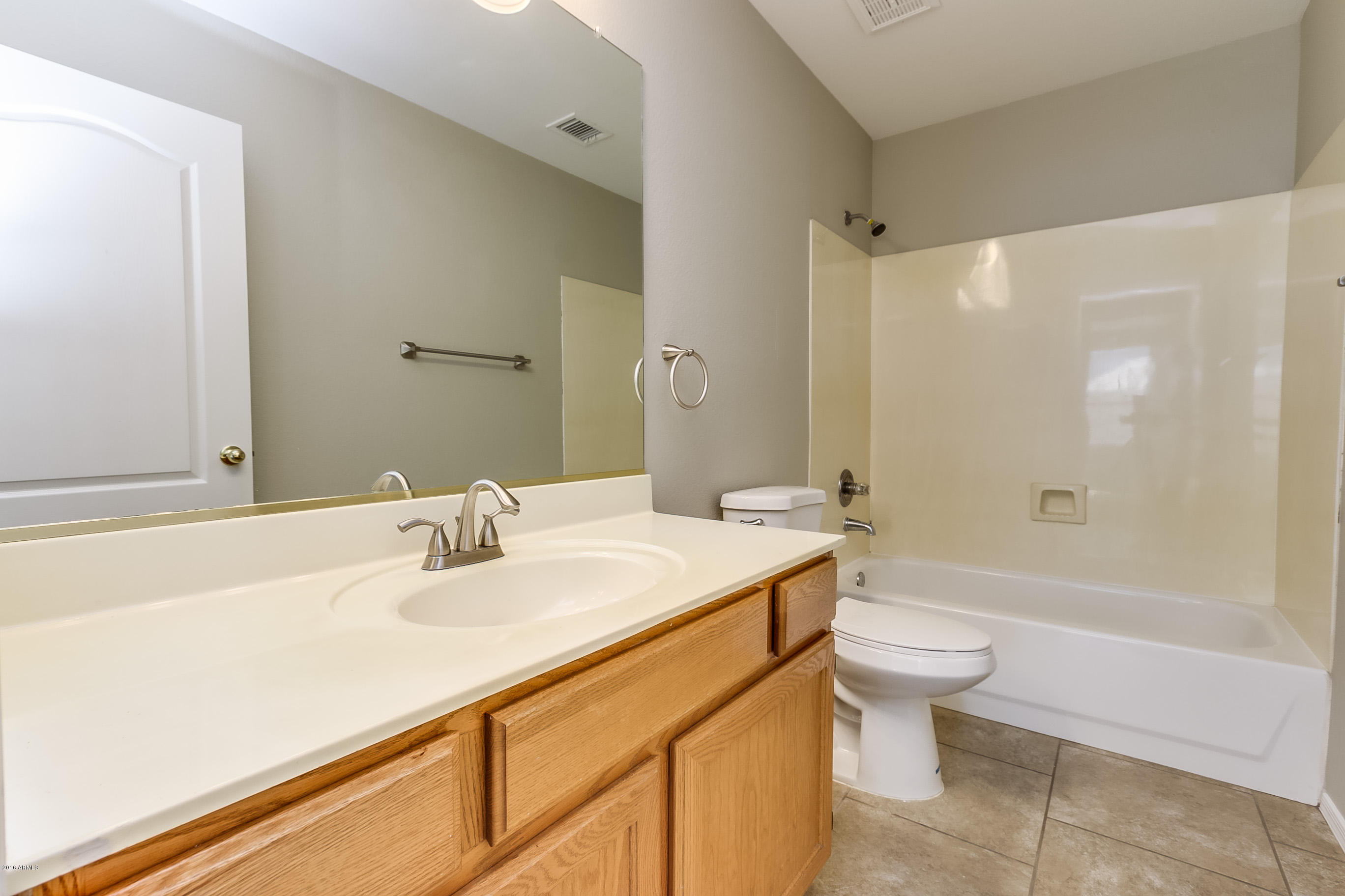 2352 East Smoke Tree Road Gilbert, AZ 85296 - Photo 31 of 37 SmokeTree - 027