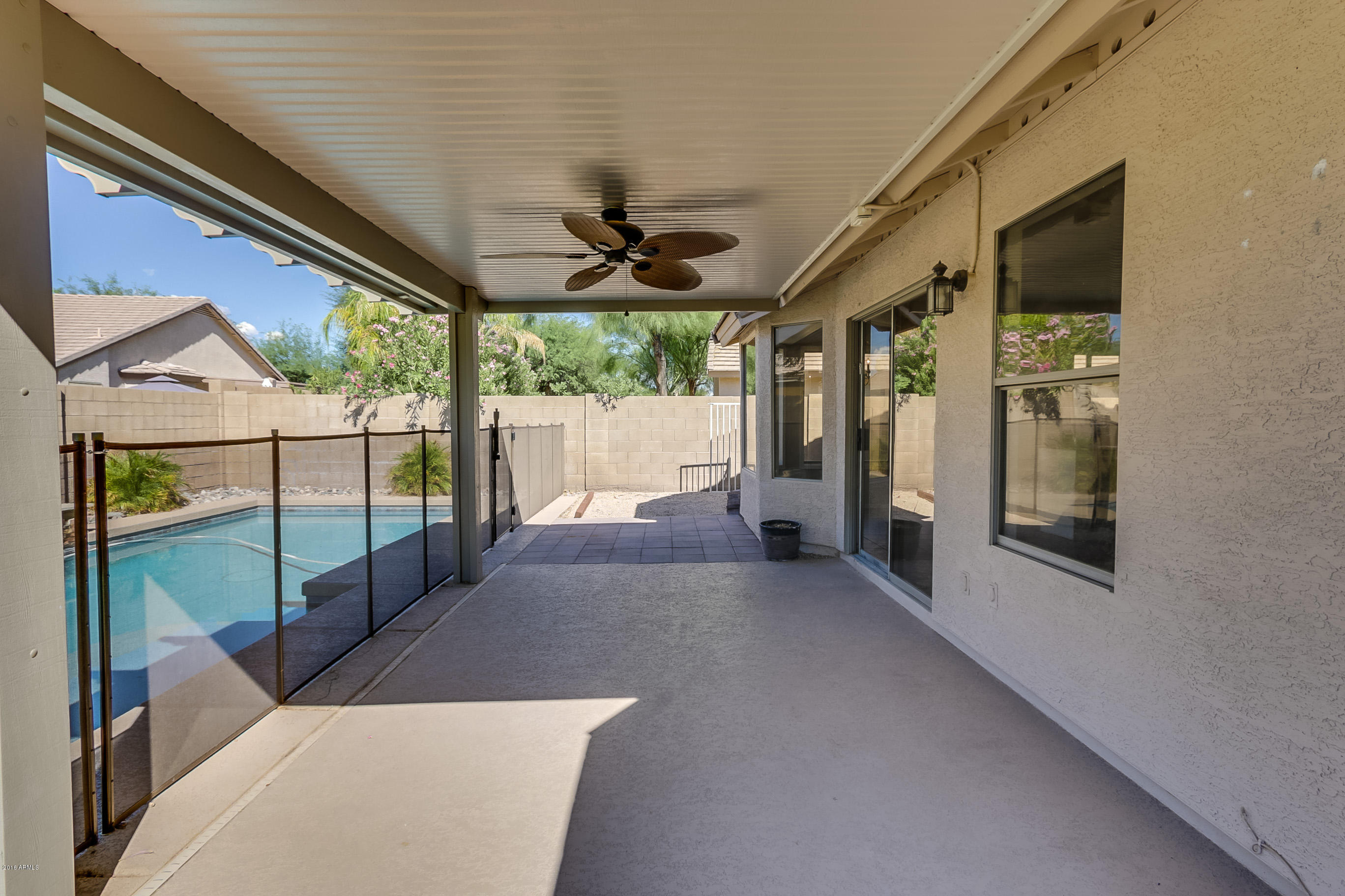 2352 East Smoke Tree Road Gilbert, AZ 85296 - Photo 36 of 37 SmokeTree - 046