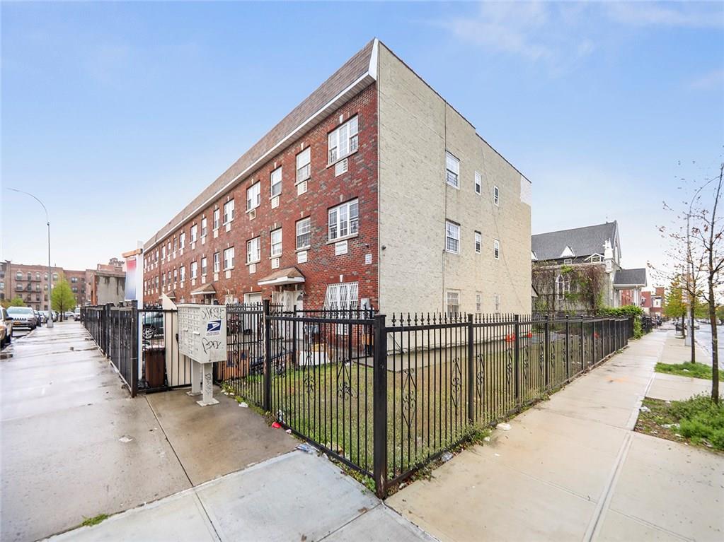 2 Radde Place Brooklyn, NY 11233 - Photo 2 of 33