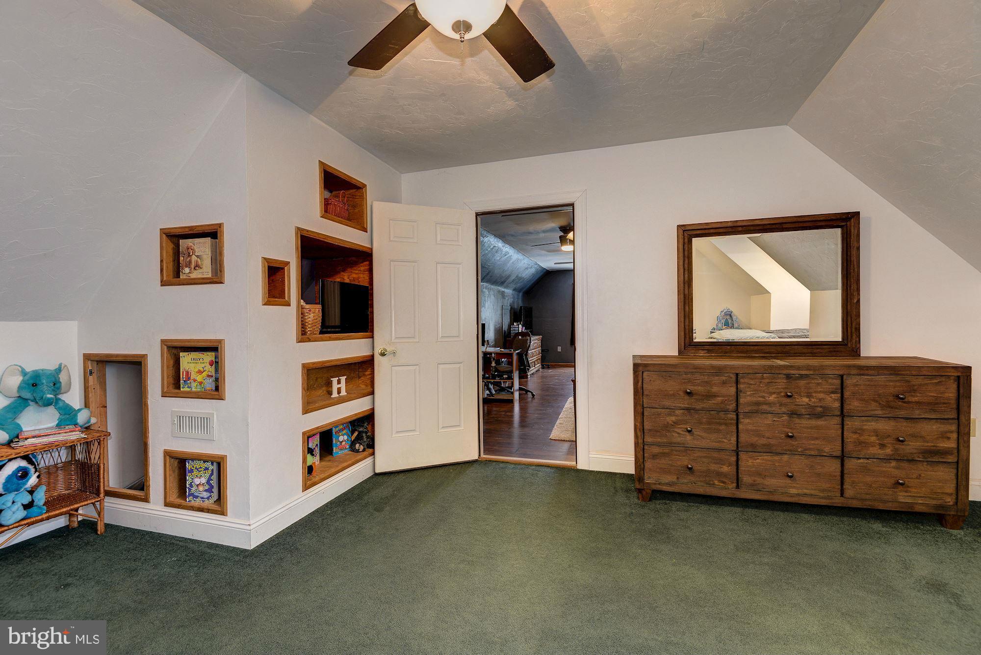2848 Pleasant Hill Road Hanover, PA 17331 - Photo 20 of 29 Bedroom