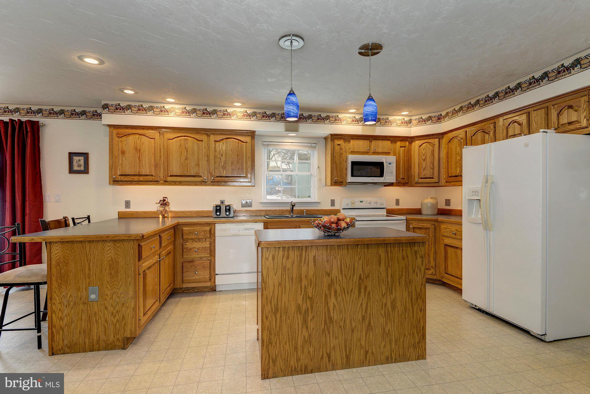 2848 Pleasant Hill Road Hanover, PA 17331 - Photo 8 of 29 Kitchen