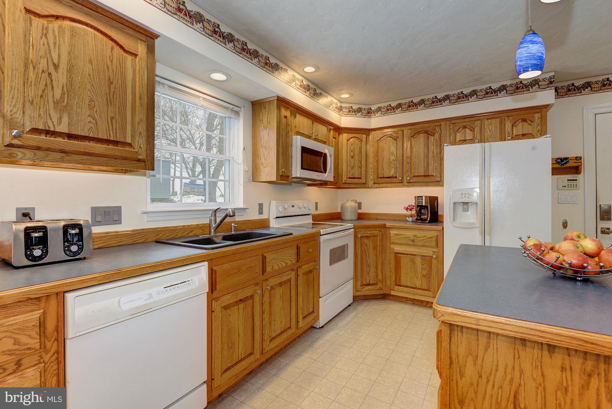 2848 Pleasant Hill Road Hanover, PA 17331 - Photo 10 of 29 Kitchen