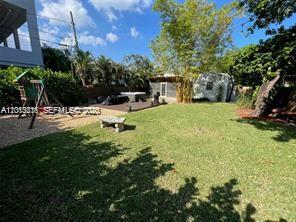 250 Southwest 19th Road Miami, FL 33129 - Photo 21 of 23