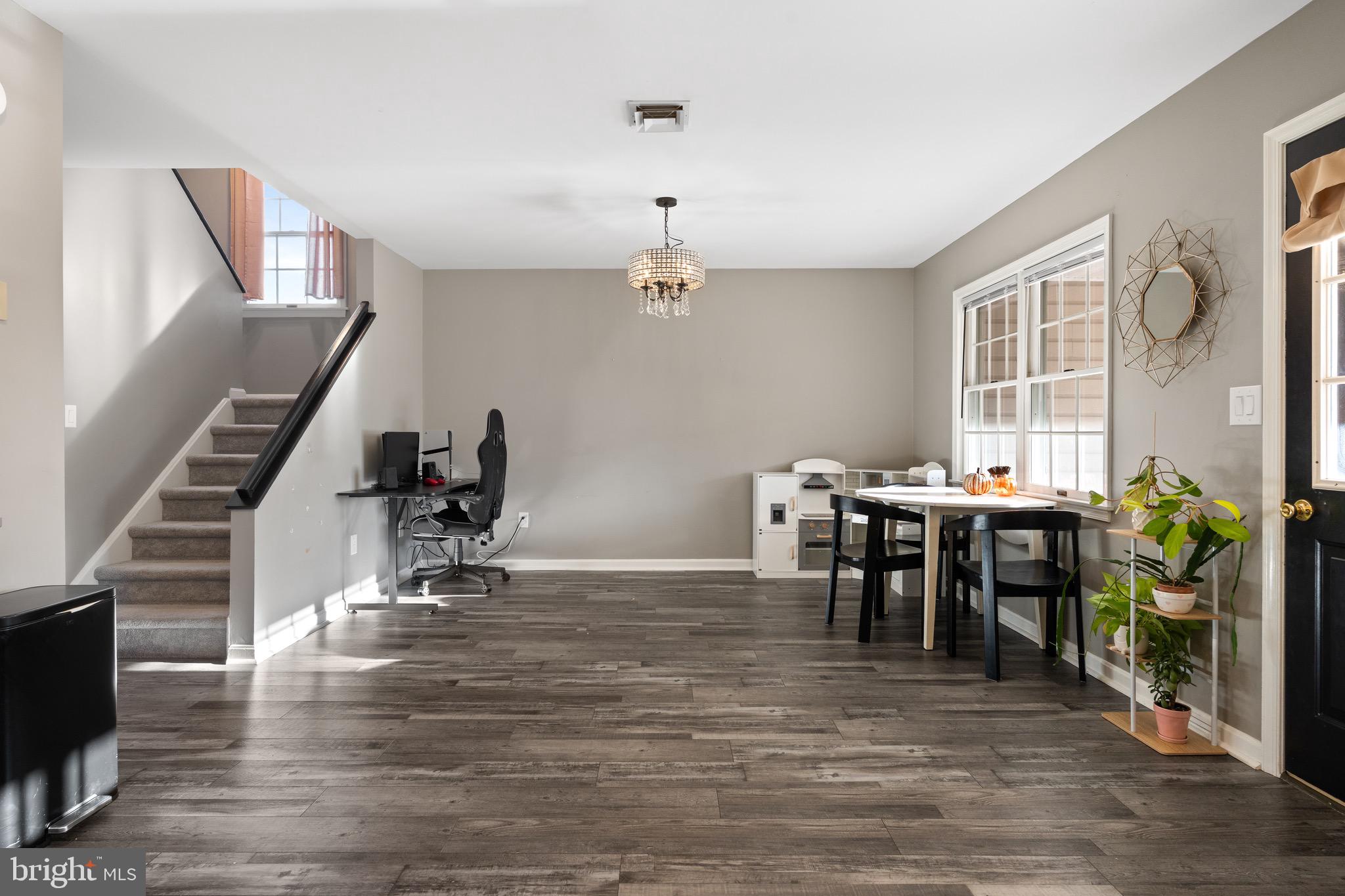 128 Minnich Road Chambersburg, PA 17201 - Photo 11 of 38 Dining Room