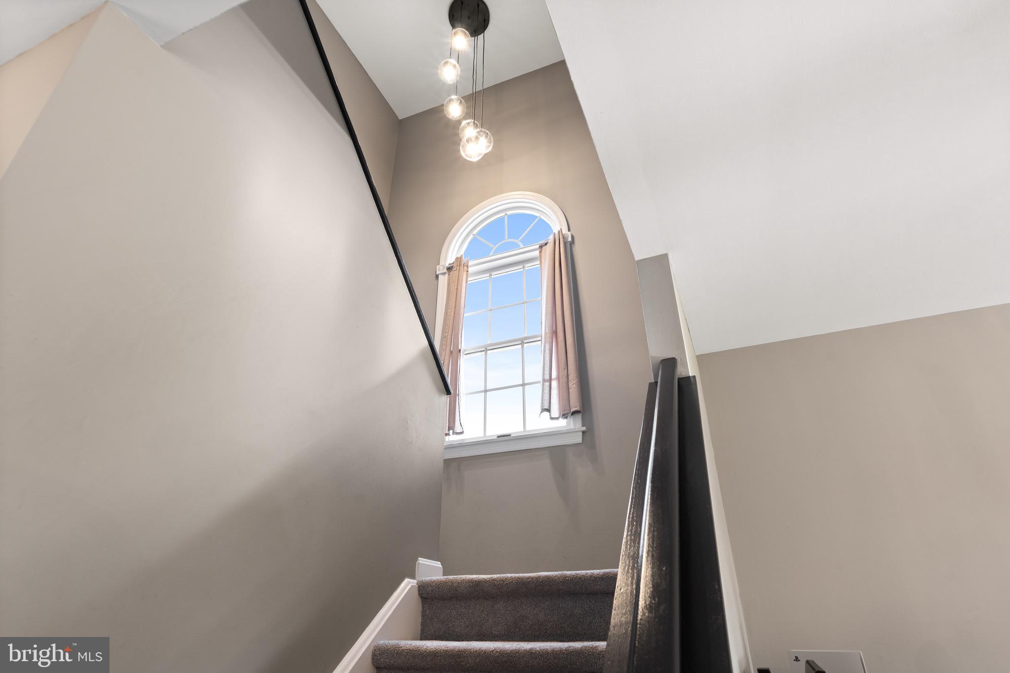 128 Minnich Road Chambersburg, PA 17201 - Photo 16 of 38 Staircase