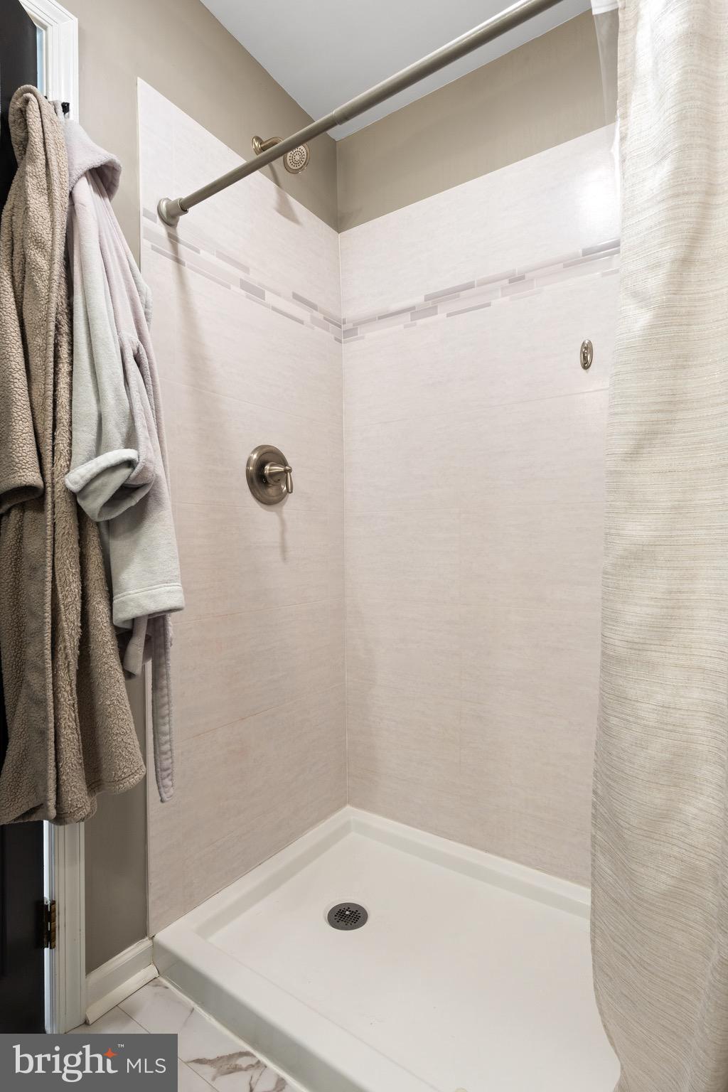 128 Minnich Road Chambersburg, PA 17201 - Photo 23 of 38 Primary Bathroom