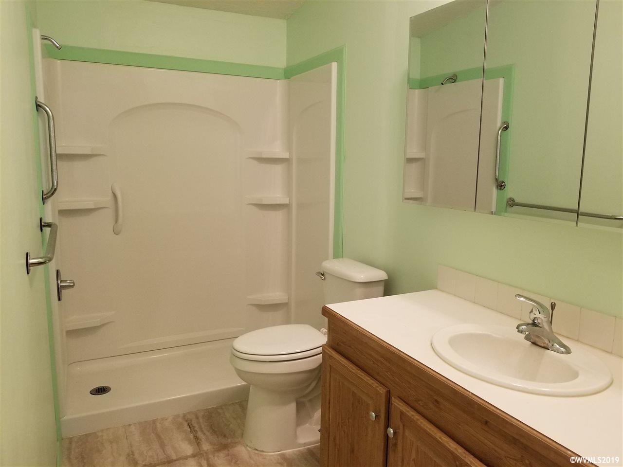 30549 Ridge Street Lebanon, OR 97355 - Photo 22 of 32 Gallery Image 22