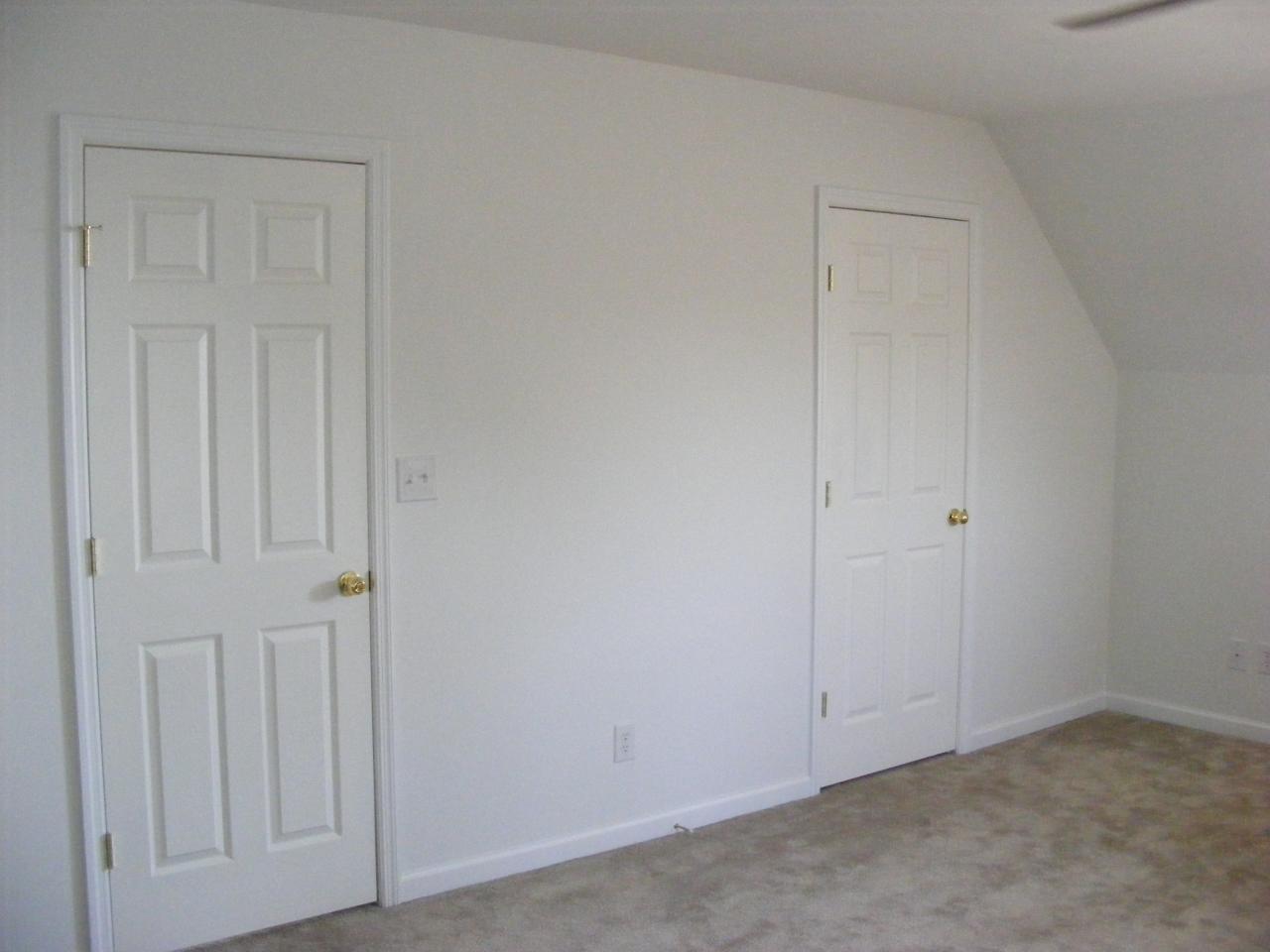 2433 Botetourt Road Fincastle, VA 24090 - Photo 8 of 12 3rd bedroom