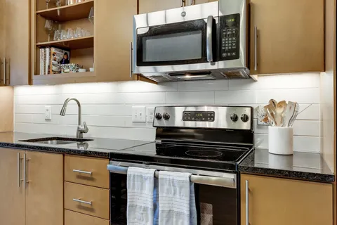 $287,000 | 601 Sylvan Heights Way, Unit 204, Nashville, TN 37209