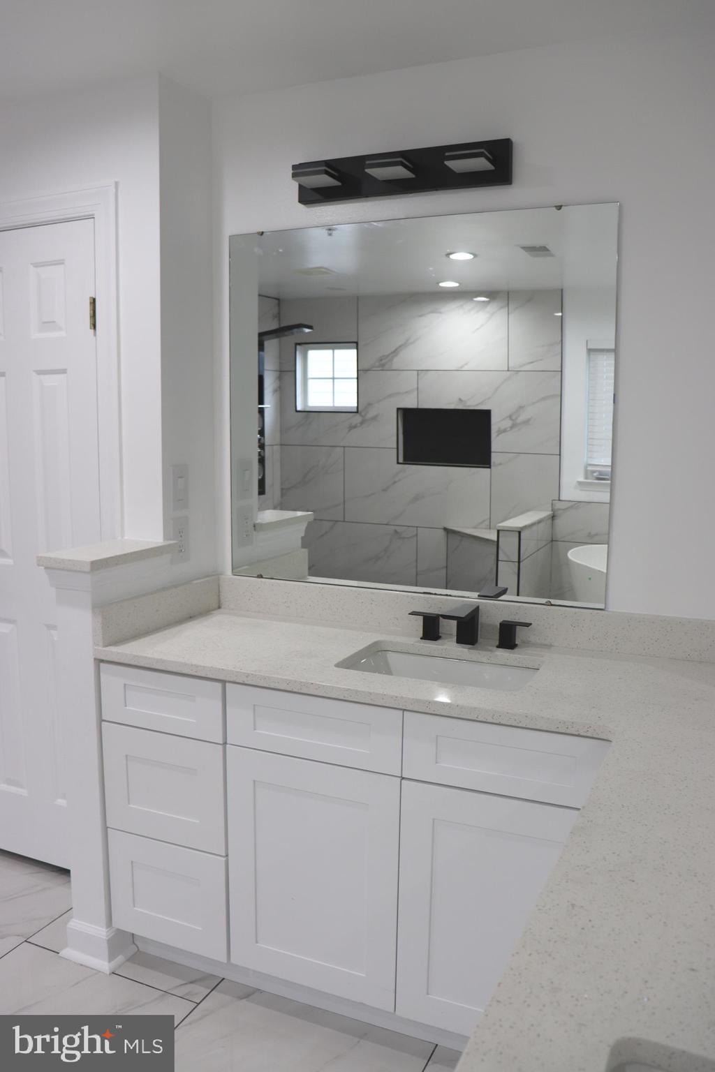 210 Potomac Ridge Drive Fort Washington, MD 20744 - Photo 12 of 41