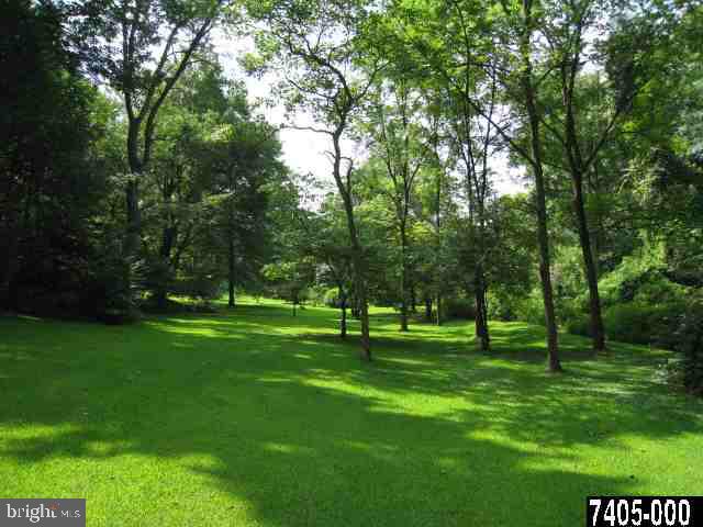 125 Reed Road Airville, PA 17302 - Photo 3 of 23 Gallery Image 3