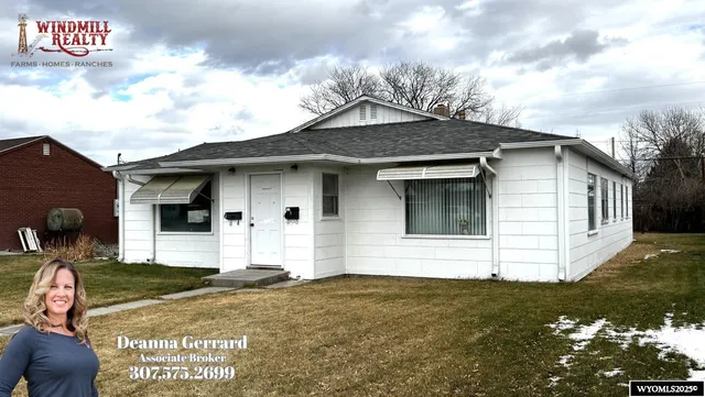 $185,000 | 1925 East D Street, Torrington, WY 82240