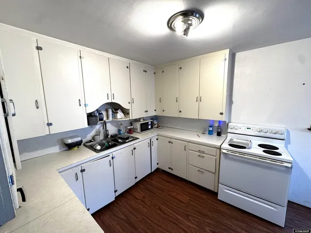 $185,000 | 1925 East D Street, Torrington, WY 82240