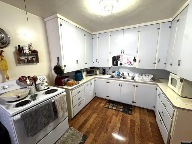 $185,000 | 1925 East D Street, Torrington, WY 82240