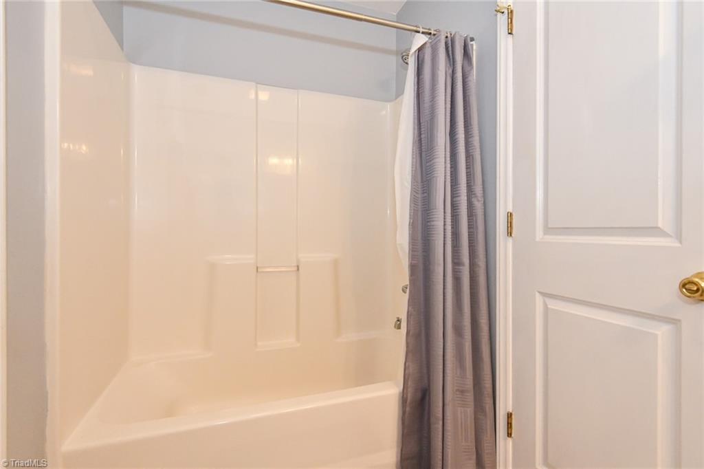 1770 Berkley Road Kernersville, NC 27284 - Photo 14 of 28