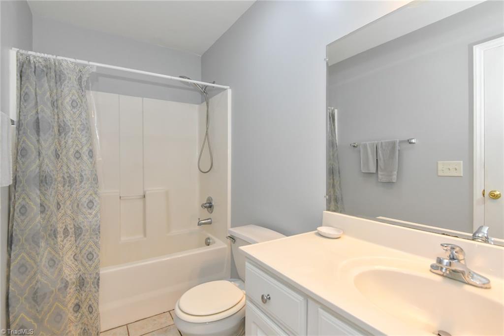 1770 Berkley Road Kernersville, NC 27284 - Photo 17 of 28