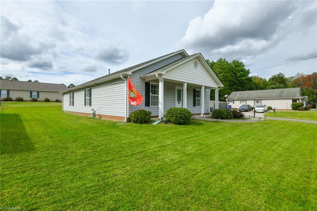 1770 Berkley Road Kernersville, NC 27284 - Photo 27 of 28