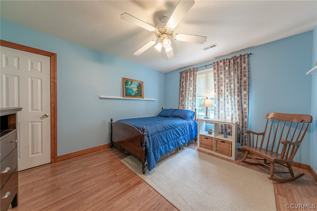 8735 Tunstall Road New Kent, VA 23124 - Photo 15 of 25 Gallery Image 15
