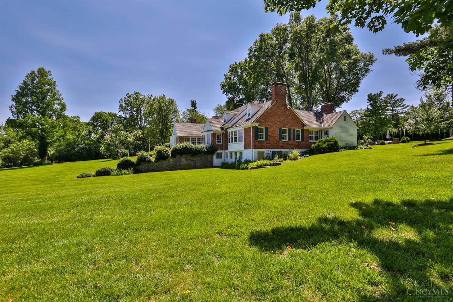 180 Congress Run Road Wyoming, OH 45215 - Photo 63 of 90