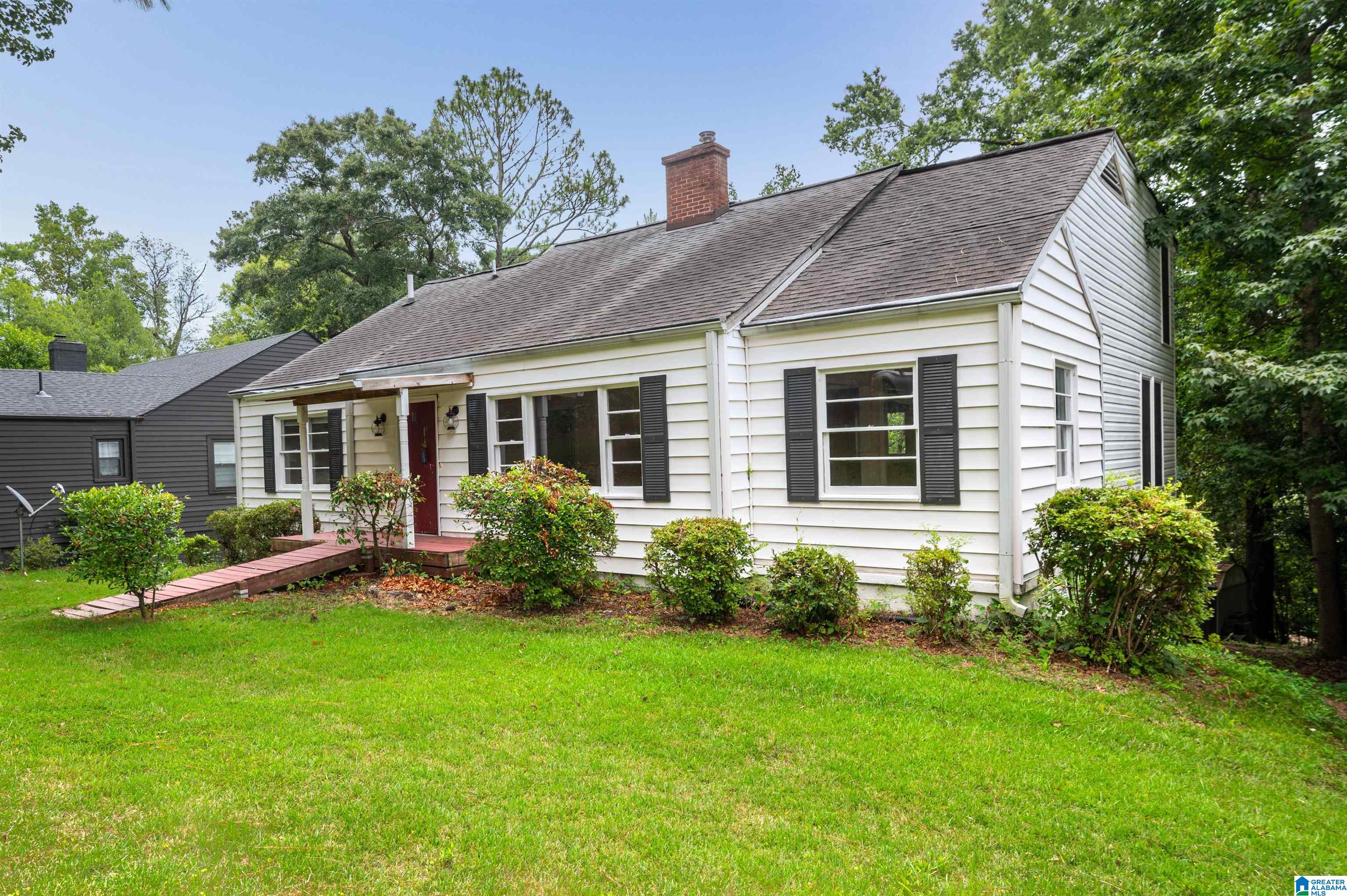 1903 Saulter Road Homewood, AL 35209 - Photo 2 of 50