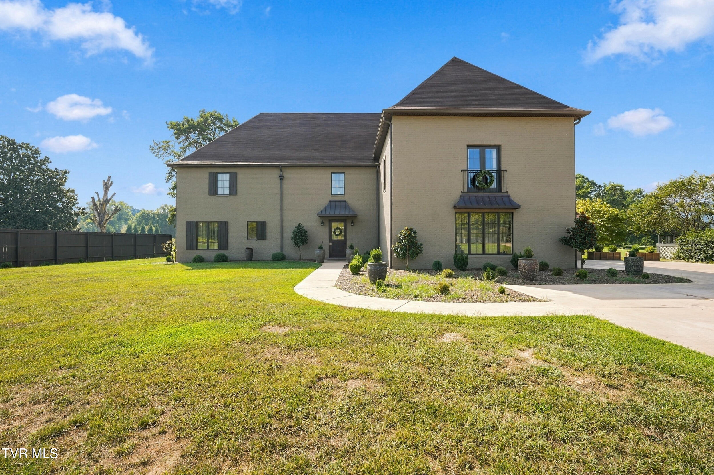 5_2333 pendragon rd-60