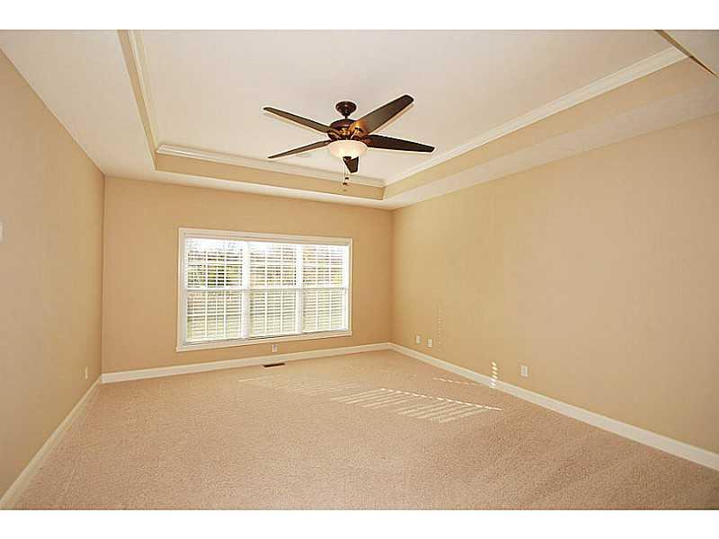 11187 Rockingham Circle Fishers, IN 46037 - Photo 9 of 22 Gallery Image 9