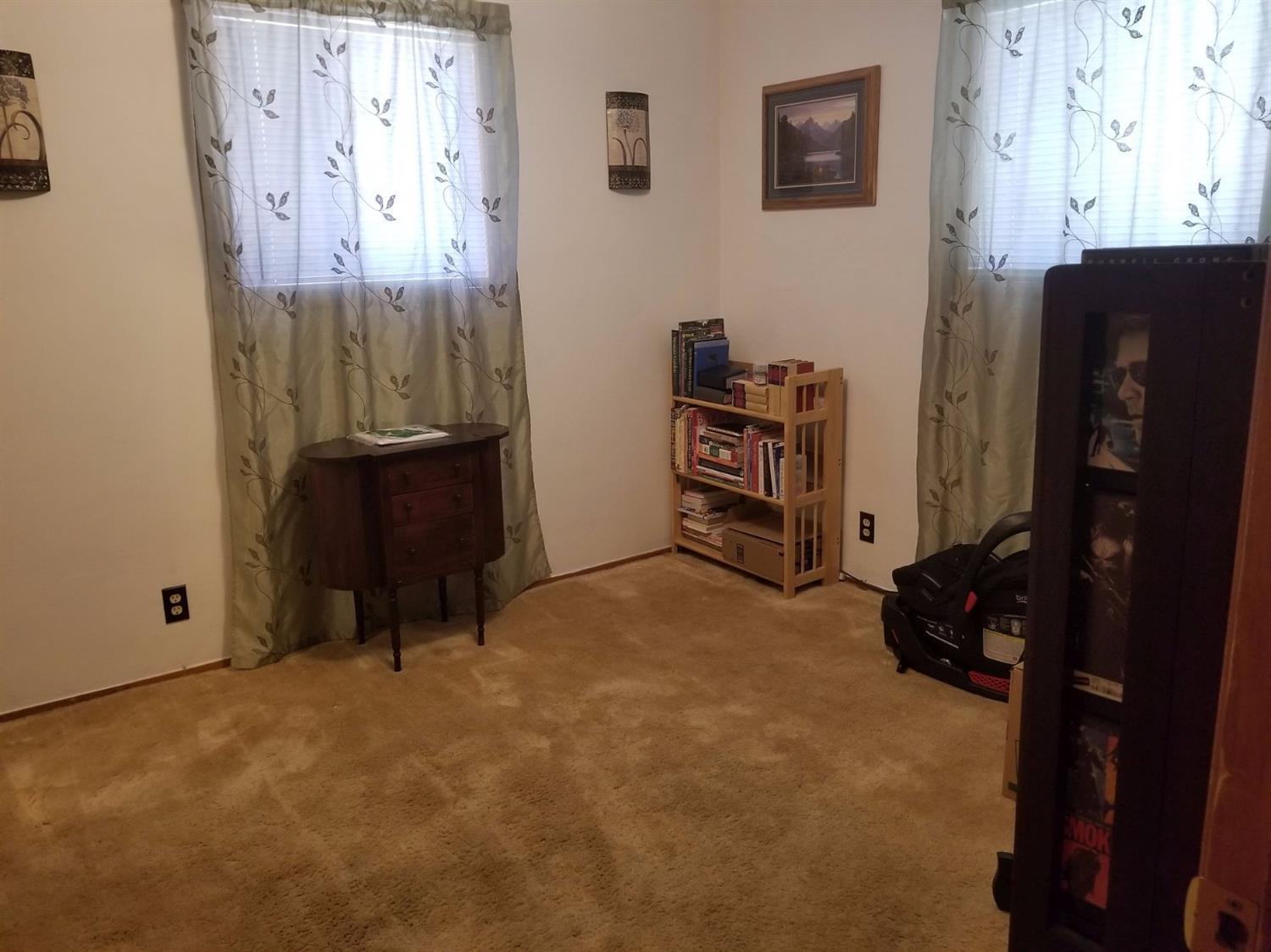 903 Comet Way Central Point, OR 97502 - Photo 11 of 23 Additional Photo