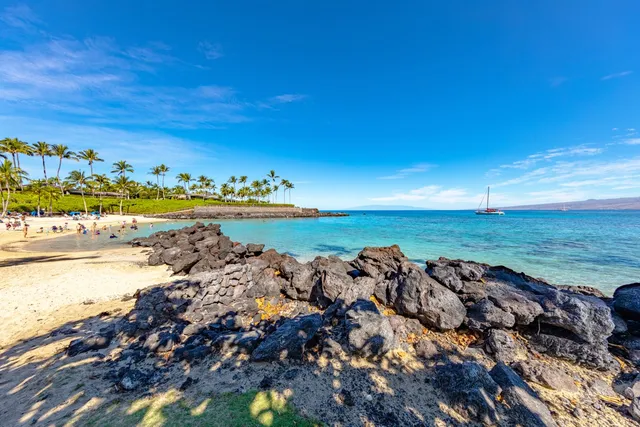 a view of a lake with houses