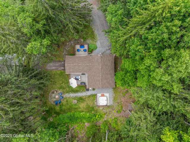 $349,999 | 128 Kleis Rd Spur, Fleischmanns, NY 12430