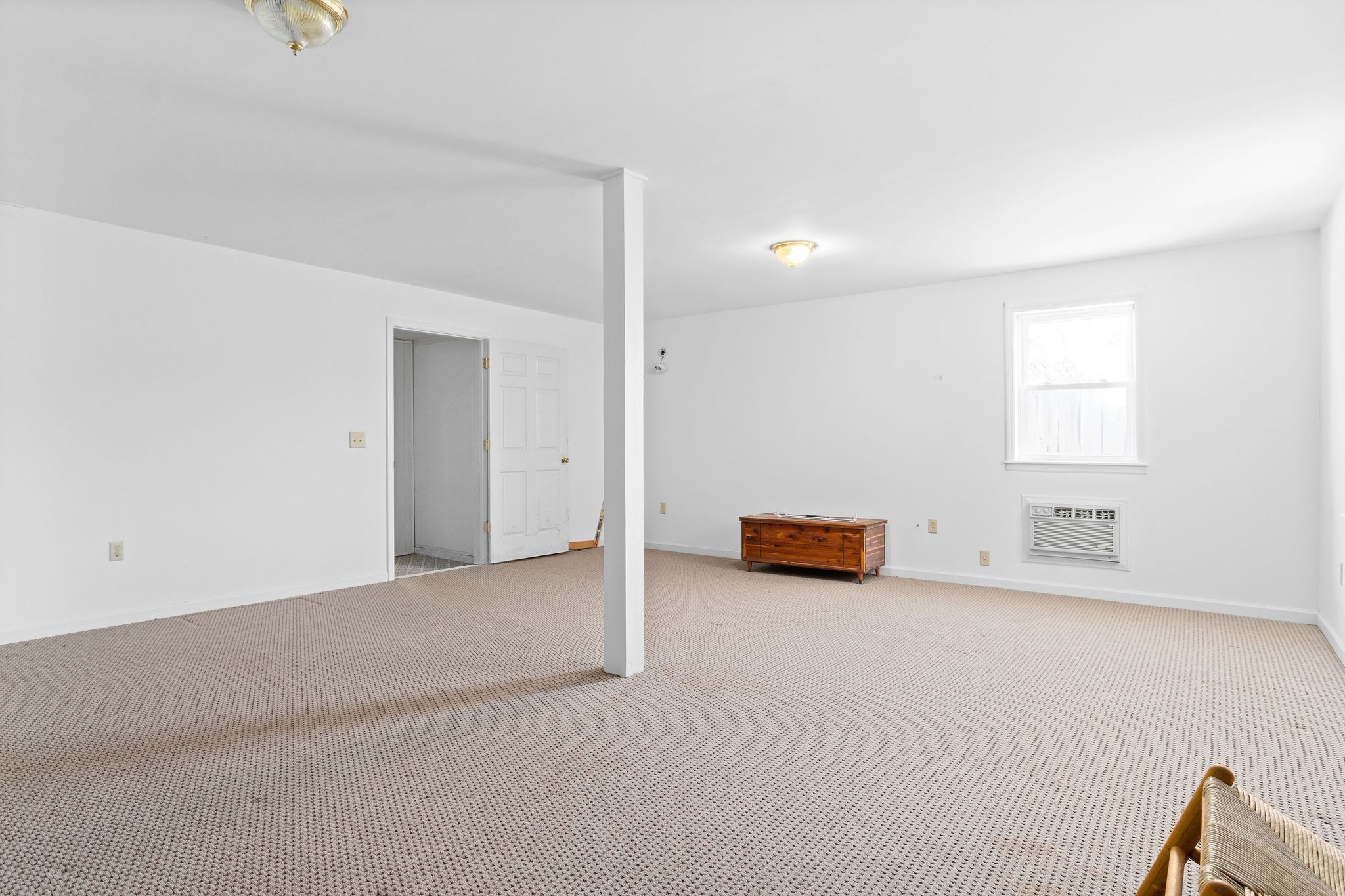 752 Highway 13 Cunningham, TN 37052 - Photo 24 of 32 an empty room with windows