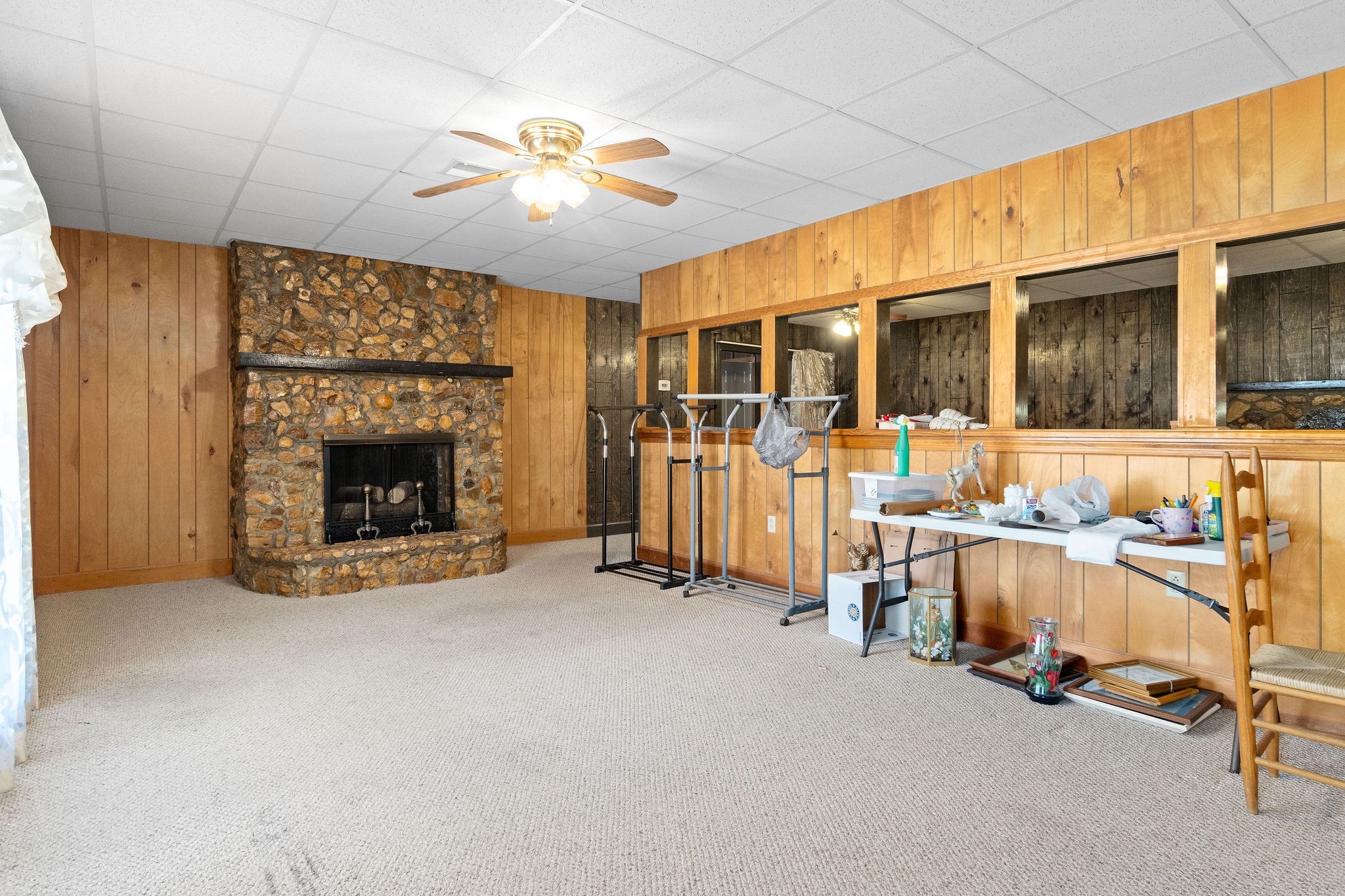 752 Highway 13 Cunningham, TN 37052 - Photo 5 of 32 a view of a livingroom with furniture and a fireplace