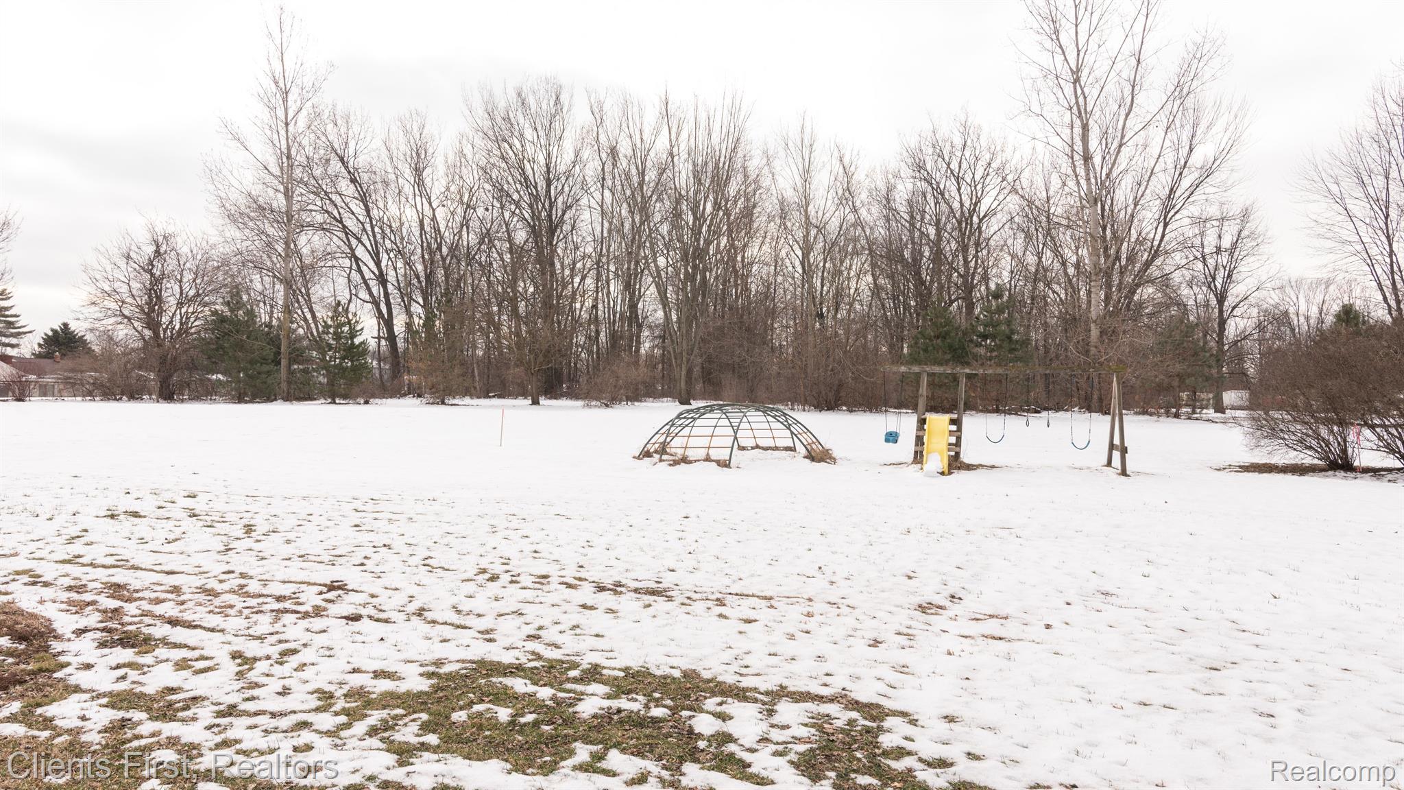31155 Beverly Road Romulus, MI 48174 - Photo 35 of 37 Large Outdoor Space