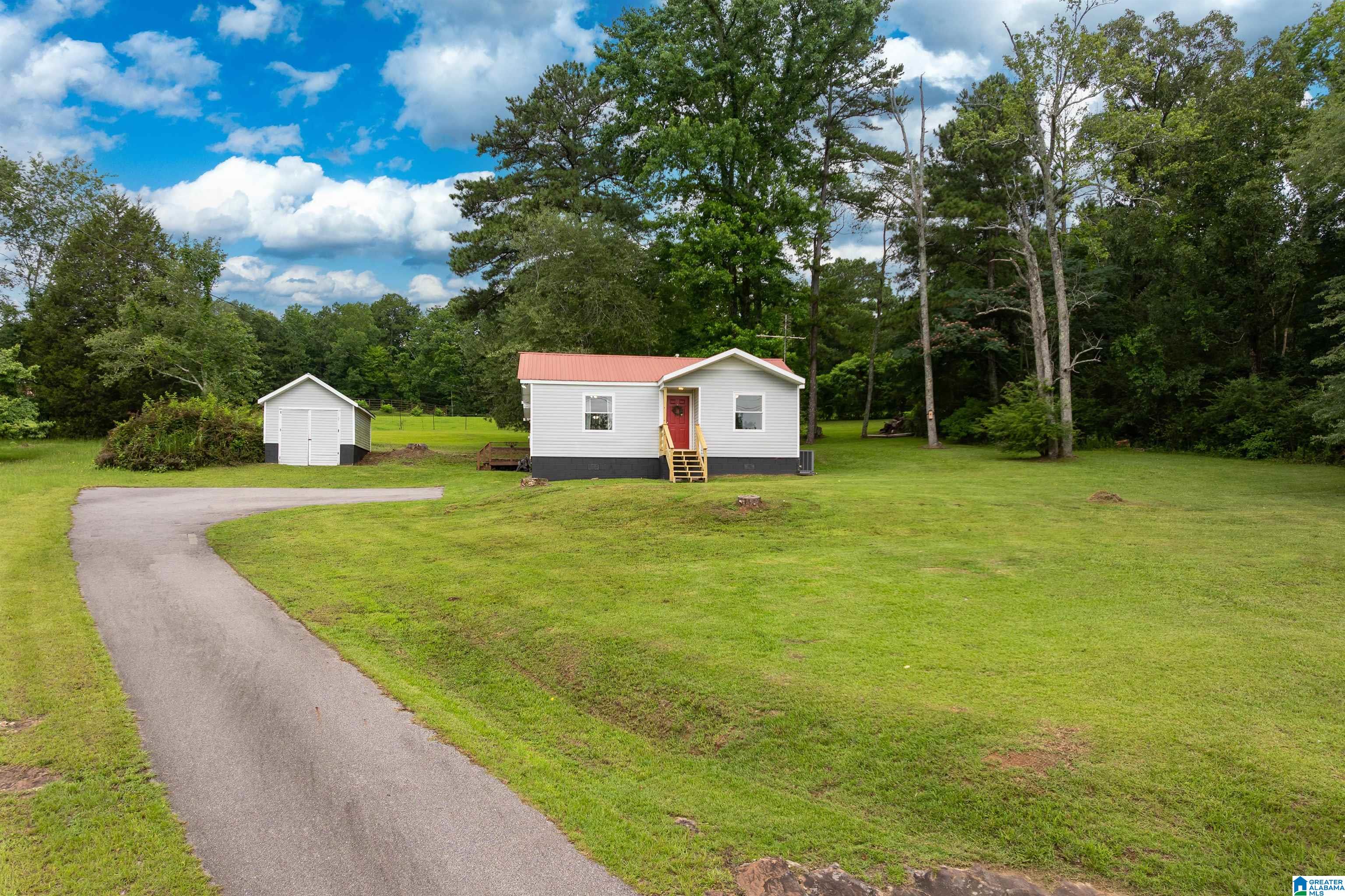 798 Blackjack Road Trussville, AL 35173 - Photo 3 of 26
